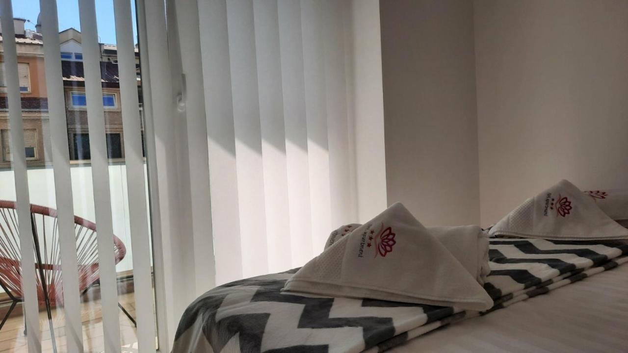 Luxury Apartment Iva 斯科普里 外观 照片